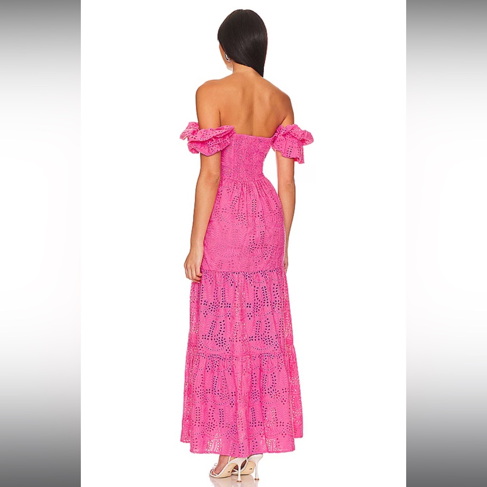 Young Love Midi Dress in Pink
Line & Dot